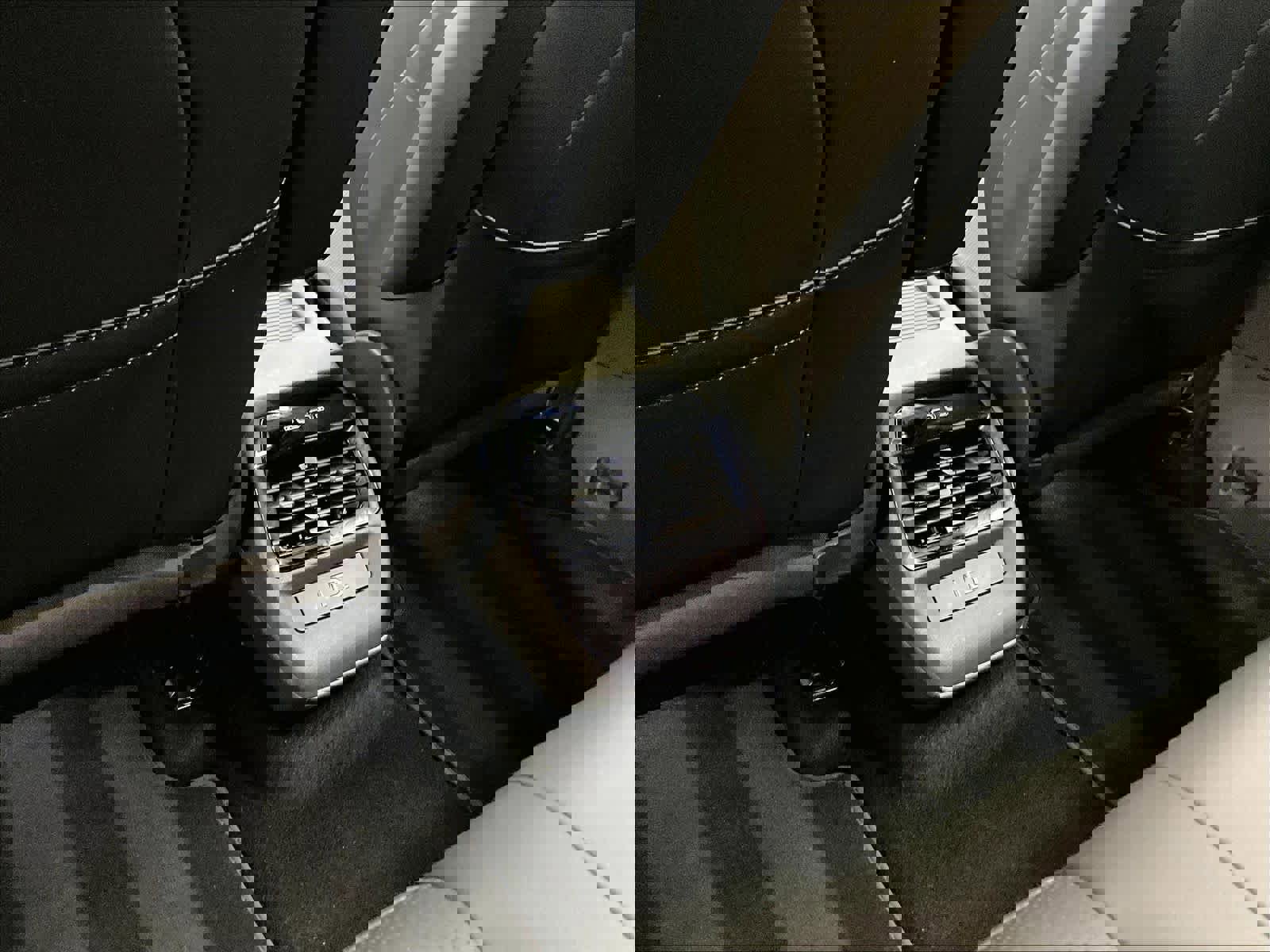 Used 2022 Volkswagen ID.4 Pro S w/ Gradient Package image 39