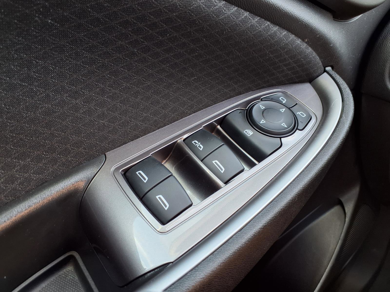 Used 2022 Chevrolet Malibu LT FWD image 17