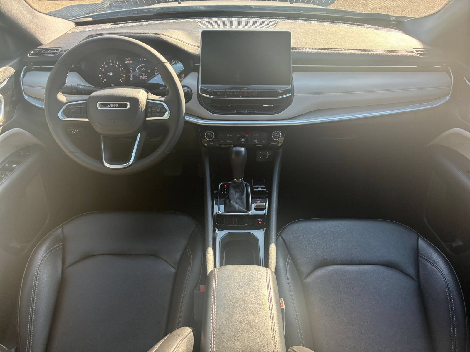 Used 2025 Jeep Compass Limited AWD/4WD image 27
