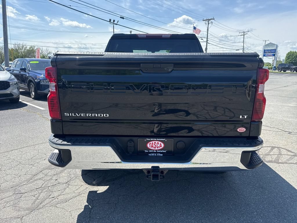 Used 2022 Chevrolet Silverado 1500 LT AWD/4WD image 6