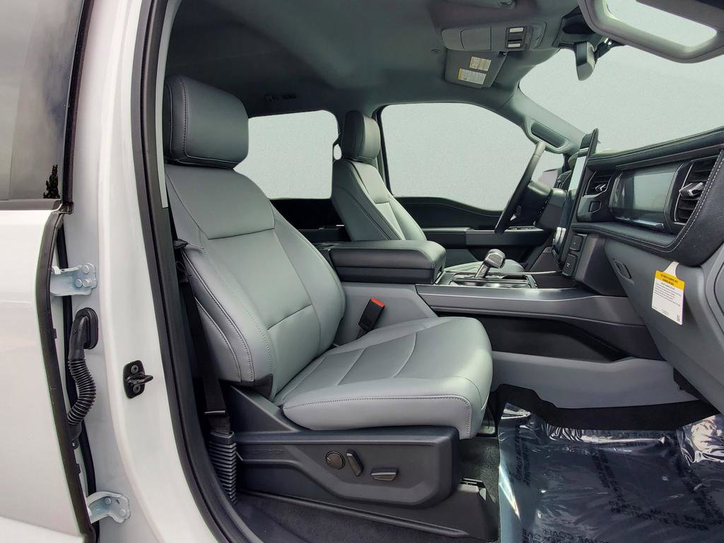 New 2025 Ford F150 Lightning Flash image 24