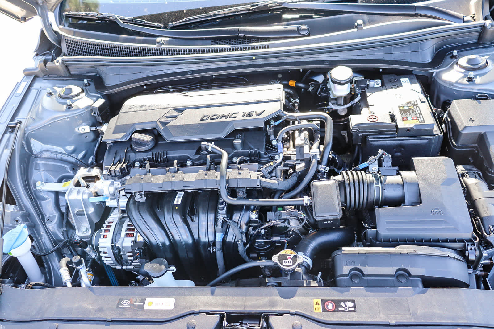 New 2026 Hyundai Elantra Limited FWD image 14