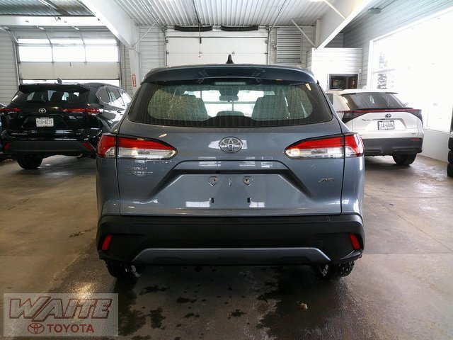 Used 2023 Toyota Corolla Cross L image 3