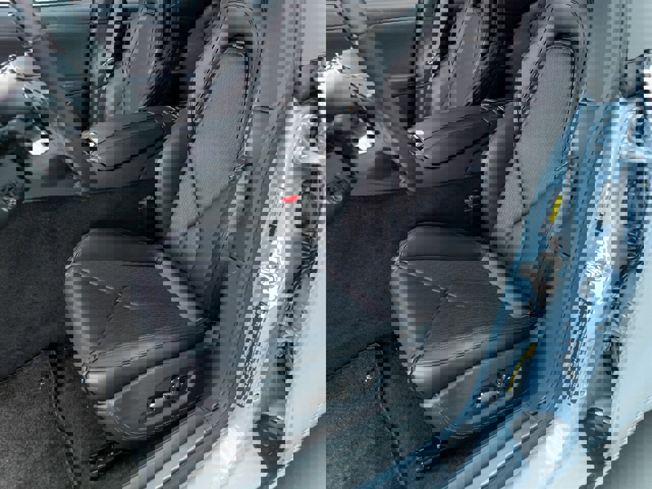 Used 2025 Karma Revero Luxury image 22