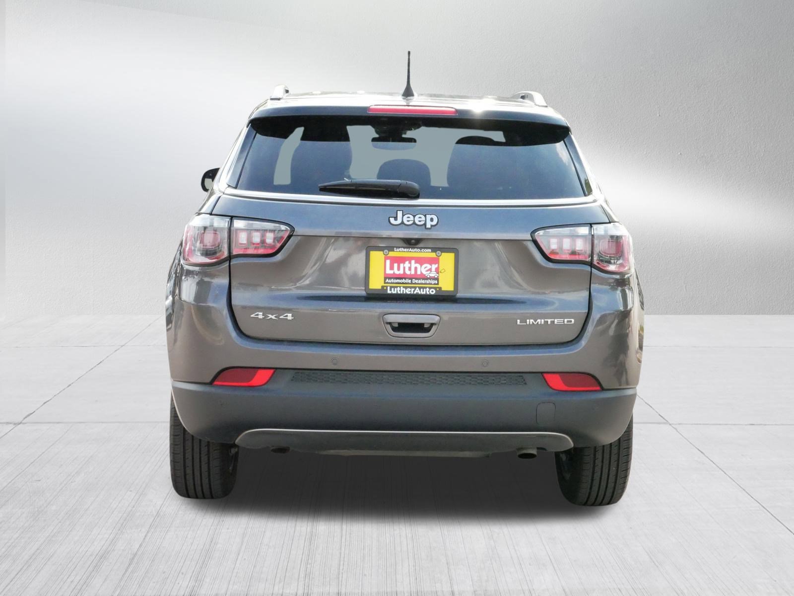 Used 2024 Jeep Compass Limited image 6