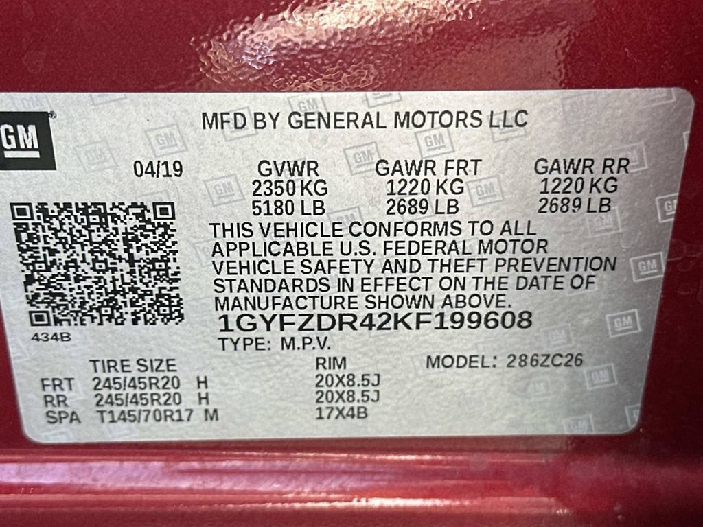 Used 2019 Cadillac XT4 Premium Luxury w/ Cold Weather Package AWD/4WD image 33