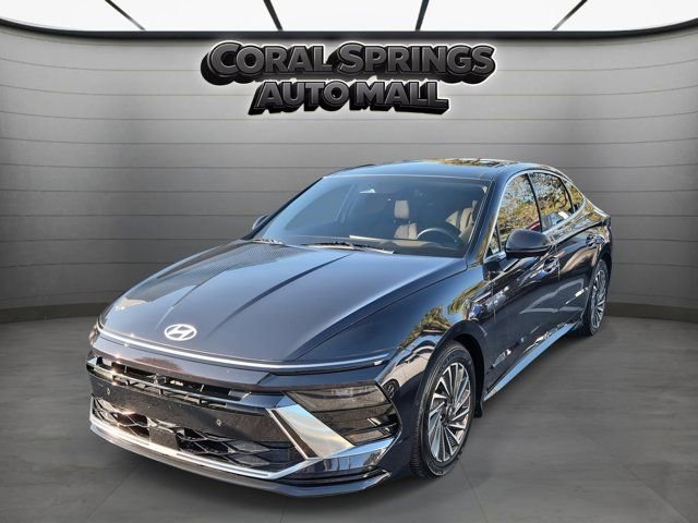 Used 2025 Hyundai Sonata Limited image 3