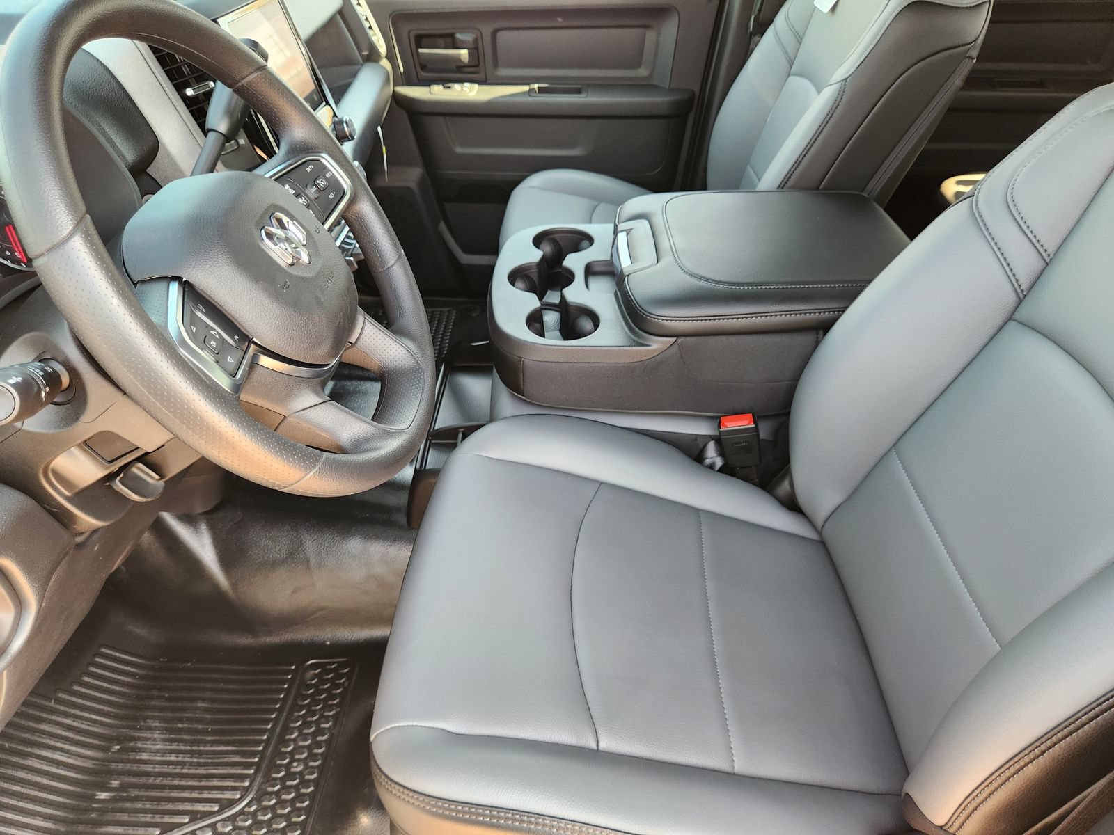 New 2026 RAM 2500 Tradesman w/ Chrome Appearance Group AWD/4WD image 14