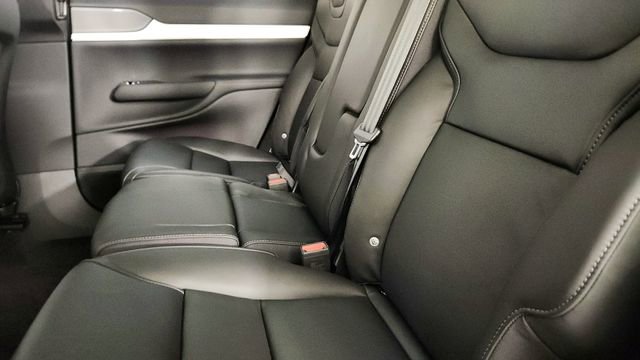 New 2026 Volvo EX90 Ultra AWD/4WD image 28