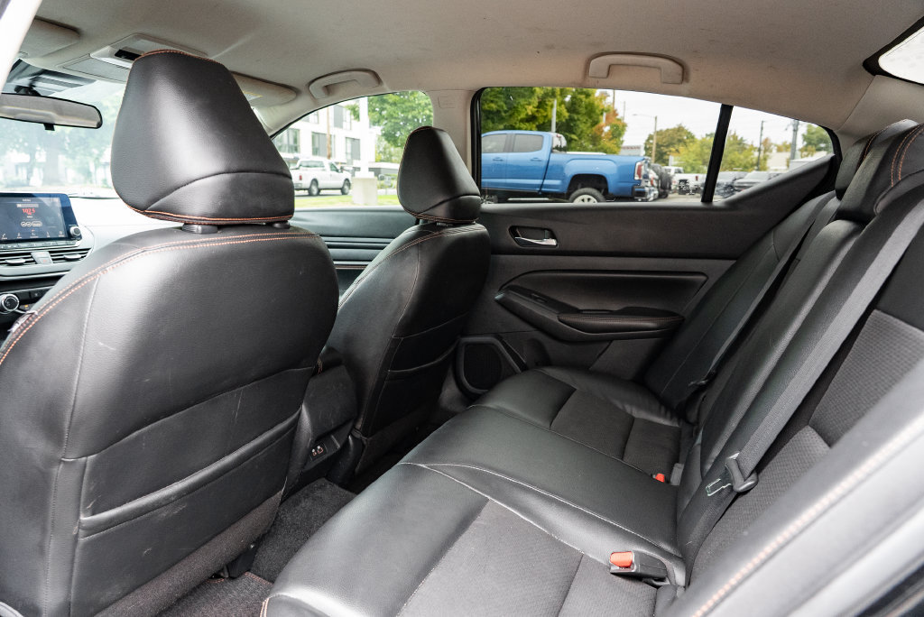 Used 2020 Nissan Altima 2.5 SR FWD image 24