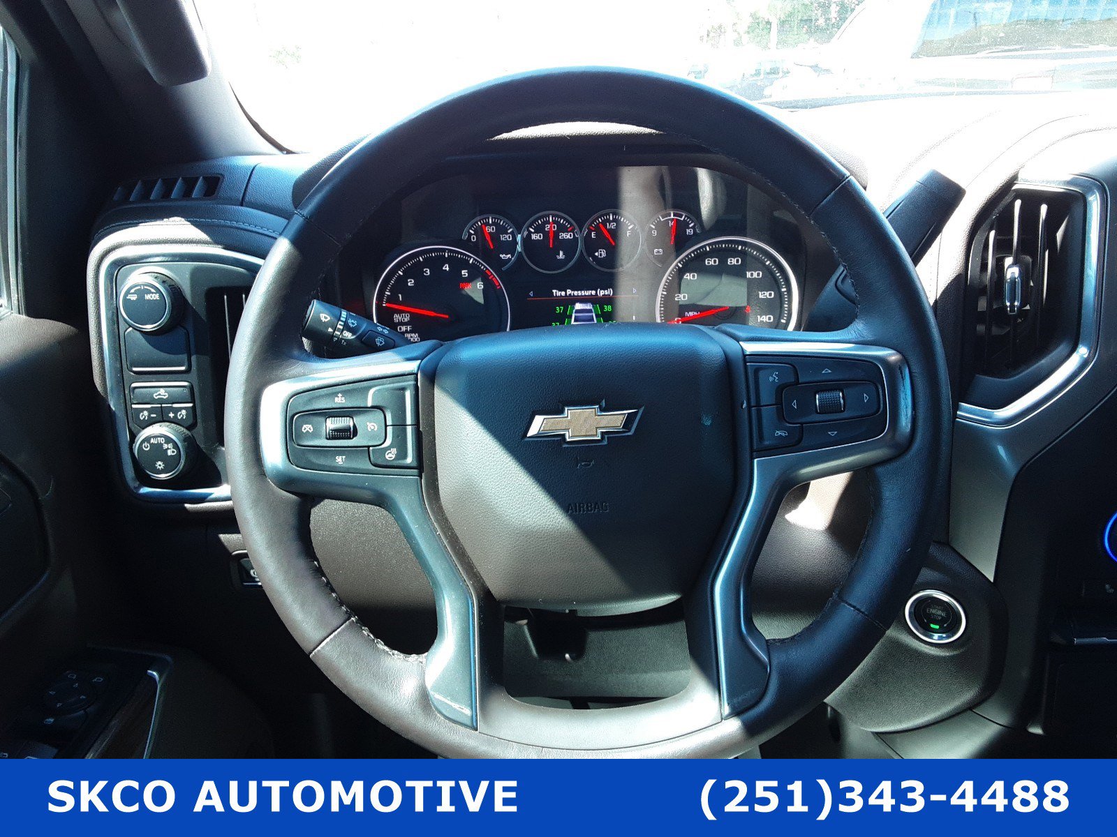 Used 2020 Chevrolet Silverado 1500 LT w/ All-Star Edition image 18