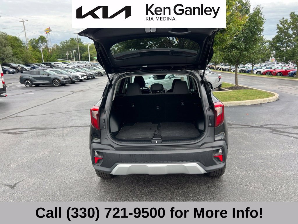 Certified 2025 Kia Seltos LX AWD/4WD image 48