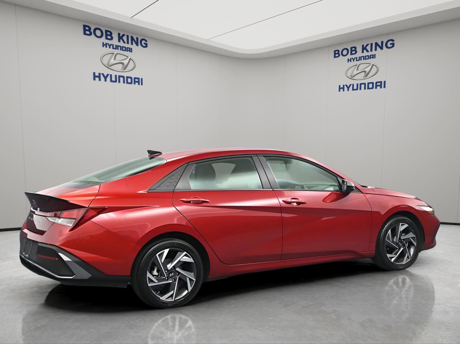 Certified 2025 Hyundai Elantra Sport image 4