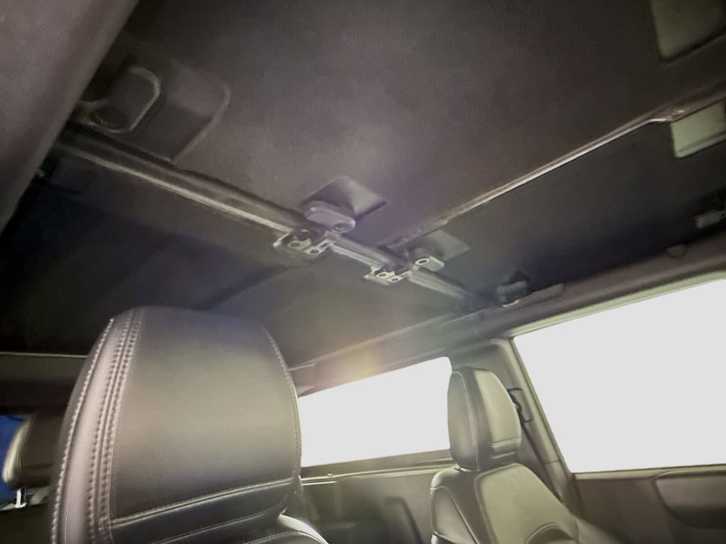 Used 2021 Ford Bronco First Edition AWD/4WD image 19