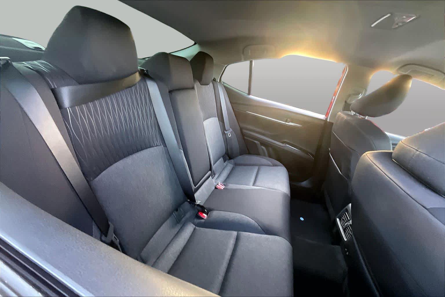 Used 2026 Toyota Camry LE w/ Convenience Package FWD image 19