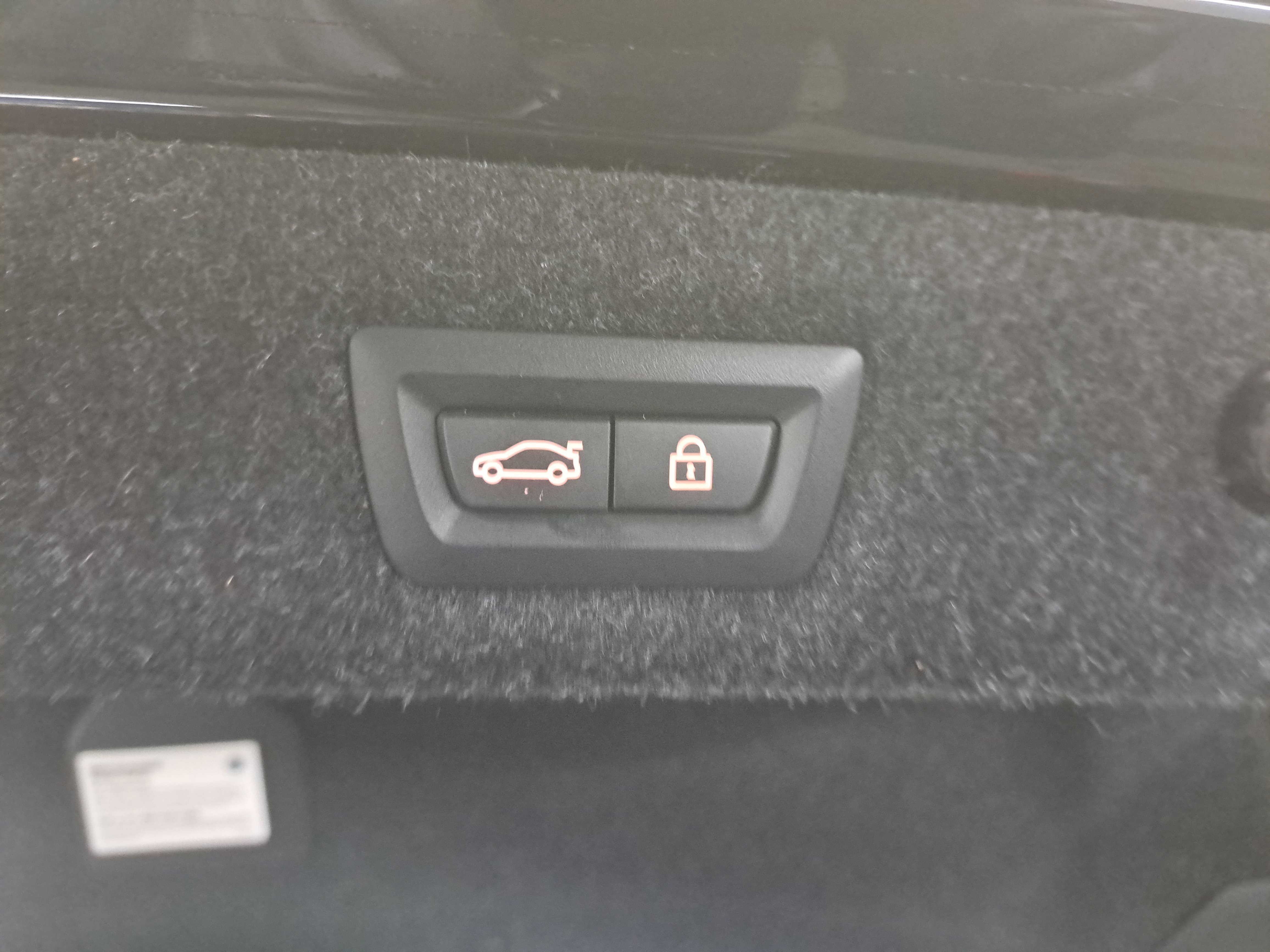 Certified 2023 BMW 530e w/ Premium Package image 13