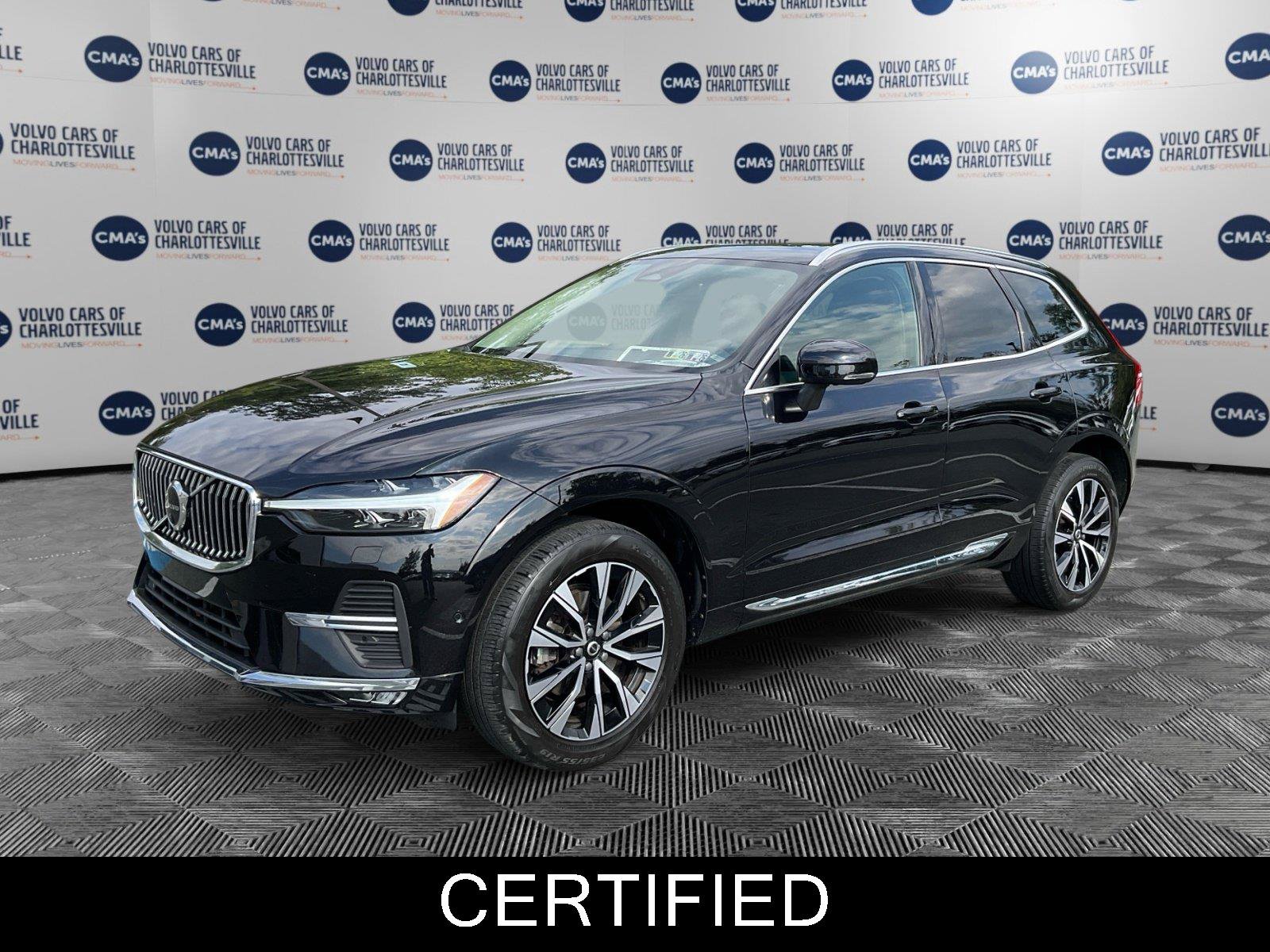 Used 2023 Volvo XC60 B5 Plus AWD/4WD image 1
