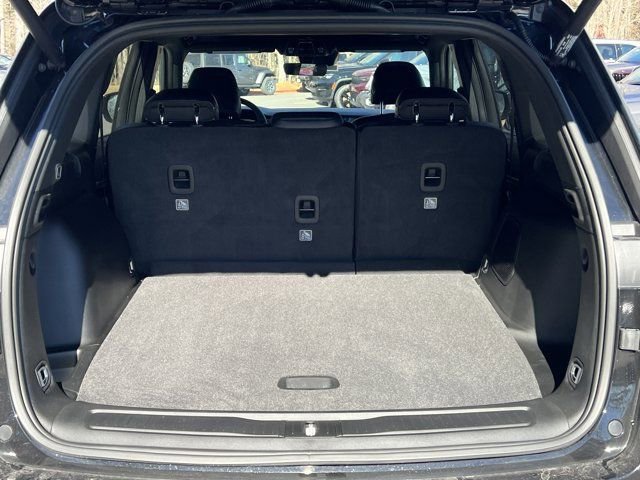 New 2026 Jeep Grand Cherokee Limited image 13