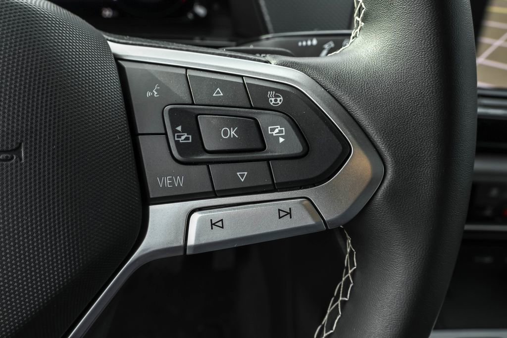 New 2025 Volkswagen Atlas Cross Sport SEL image 28