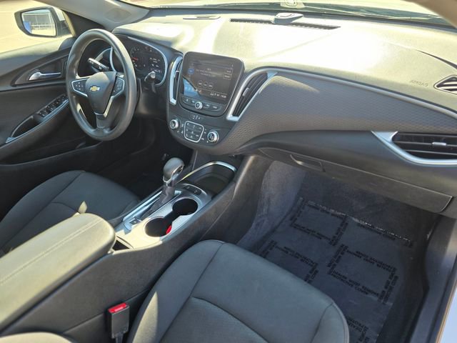 Used 2024 Chevrolet Malibu LT image 9