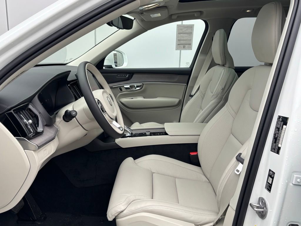 New 2026 Volvo XC90 B6 Ultra w/ Protection Package AWD/4WD image 15