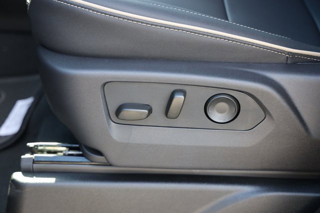 New 2026 GMC Yukon Elevation image 17