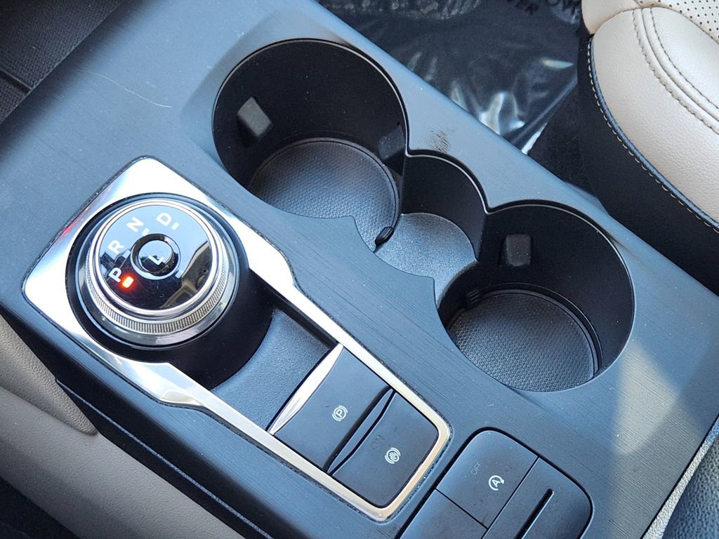 Used 2020 Ford Escape SEL image 10