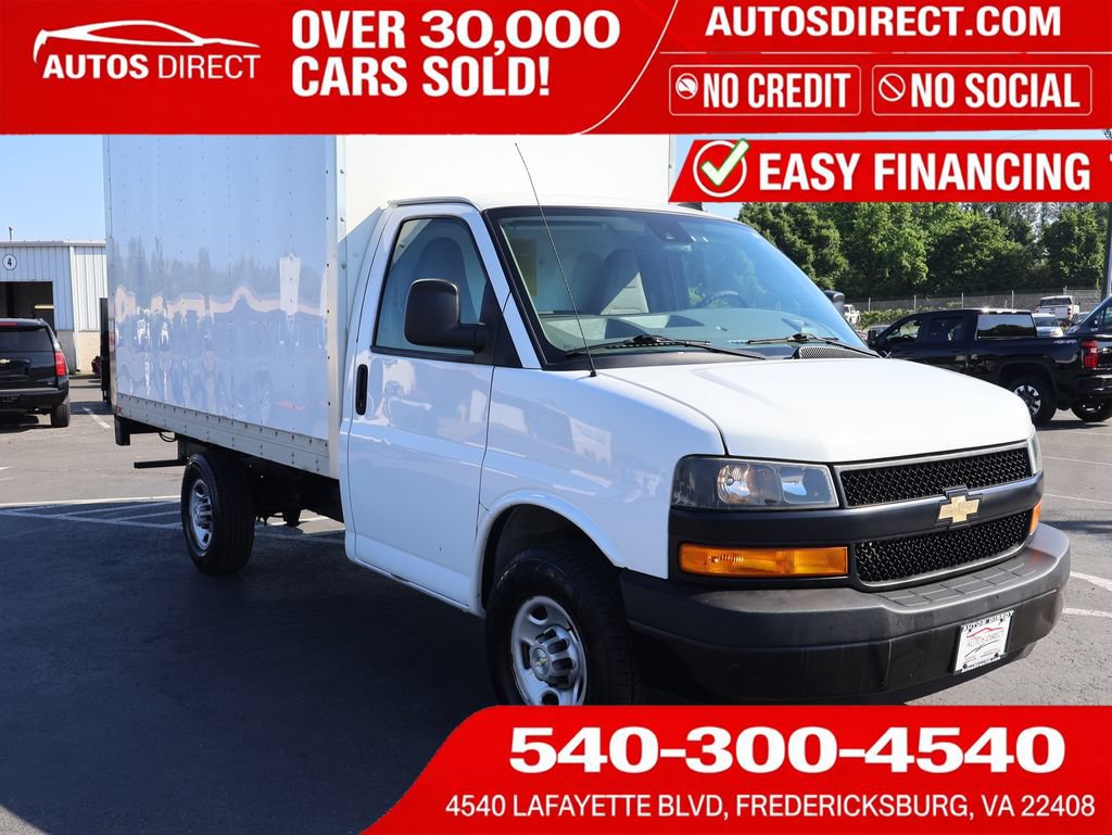 Used 2021 Chevrolet Express 3500 RWD image 1