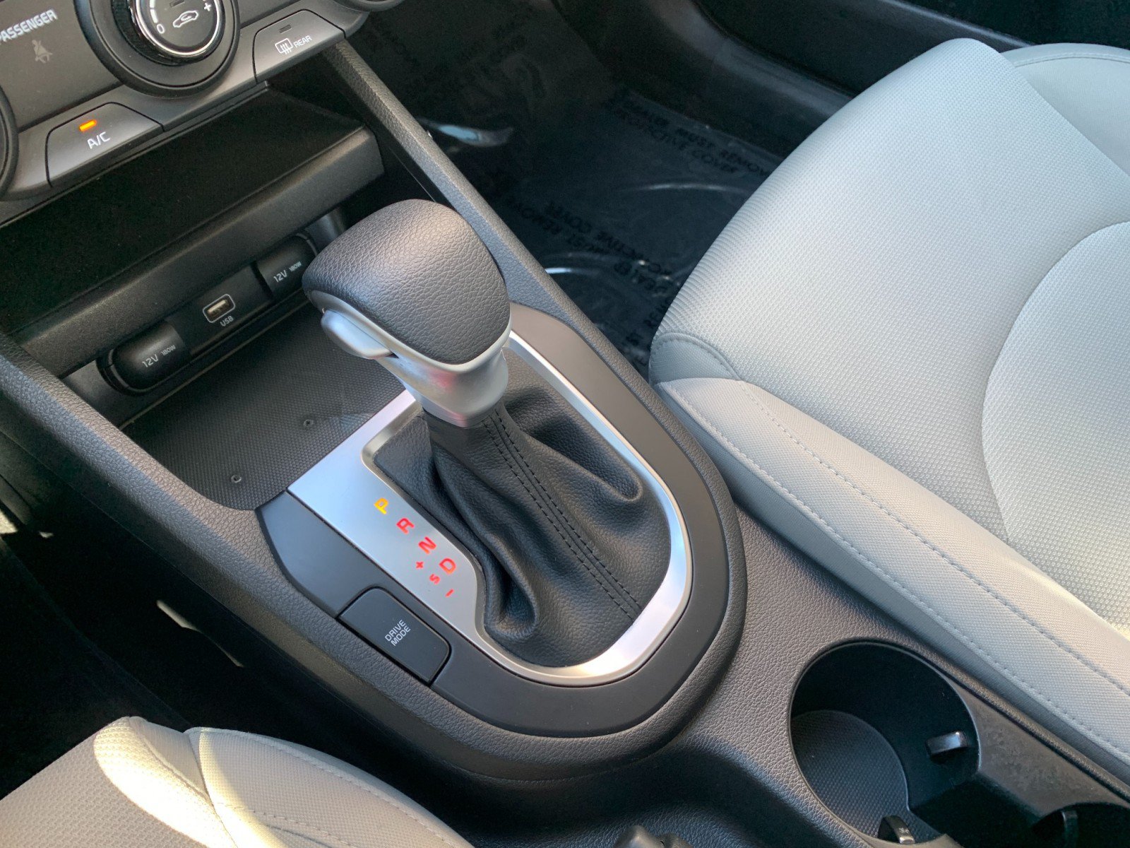 Used 2023 Kia Forte LXS FWD image 17