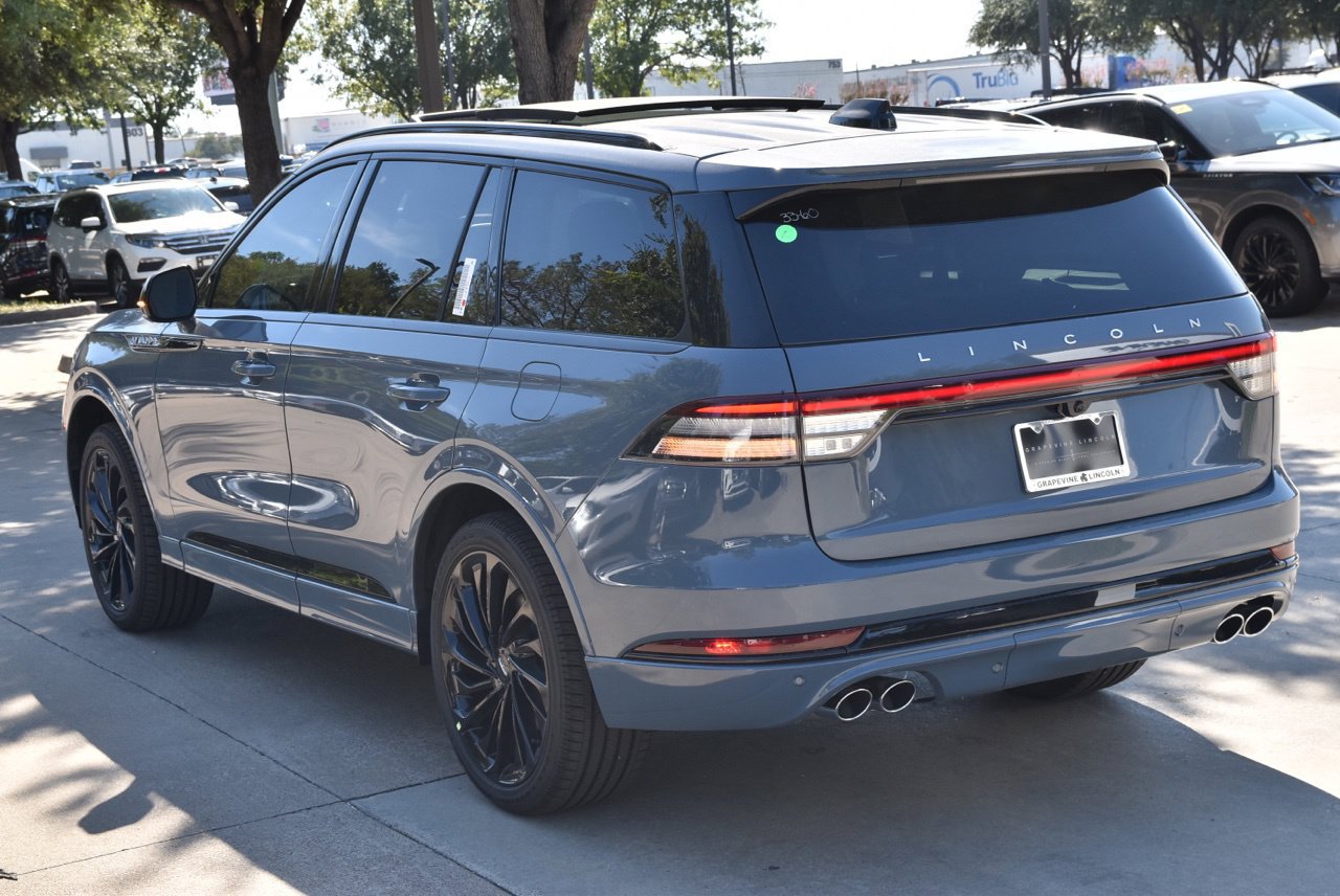 New 2027 Lincoln Aviator Reserve AWD/4WD image 9