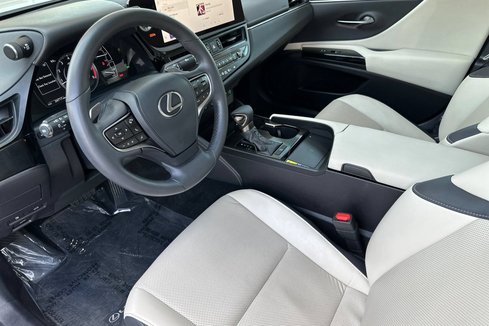 Certified 2023 Lexus ES 350 w/ Premium Package FWD image 11