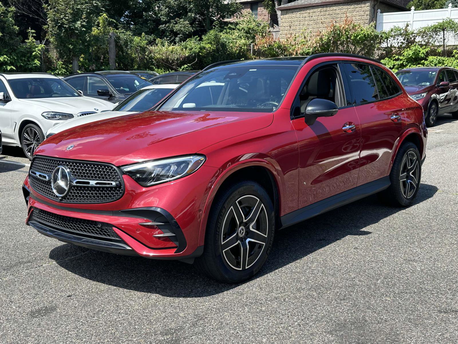 Used 2024 Mercedes-Benz GLC 300 4MATIC w/ AMG Line image 7