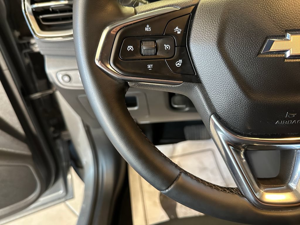 Used 2024 Chevrolet TrailBlazer LT w/ Convenience Package FWD image 11
