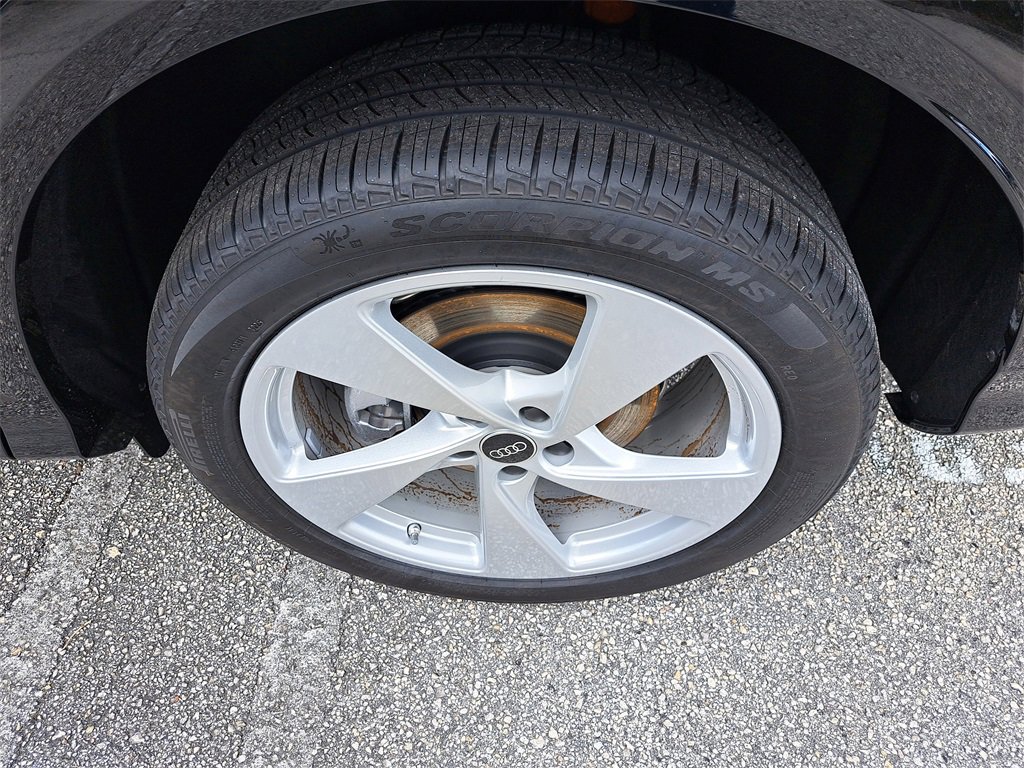 New 2025 Audi Q5 Premium Plus image 30