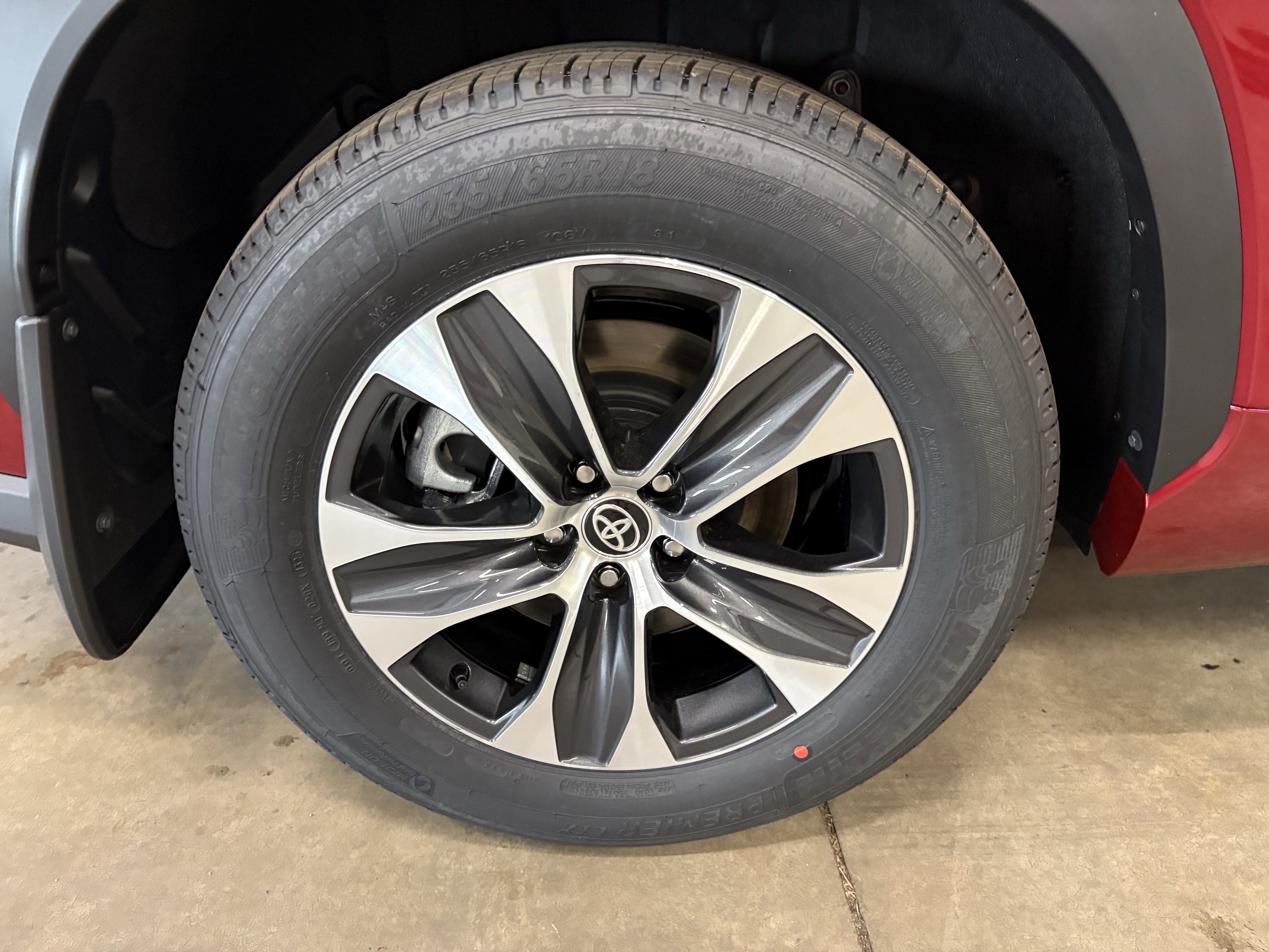 New 2026 Toyota Highlander XLE AWD/4WD image 34