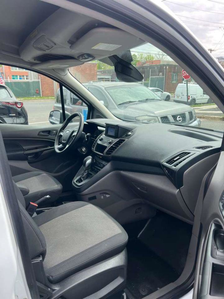 Used 2020 Ford Transit Connect XL FWD image 28