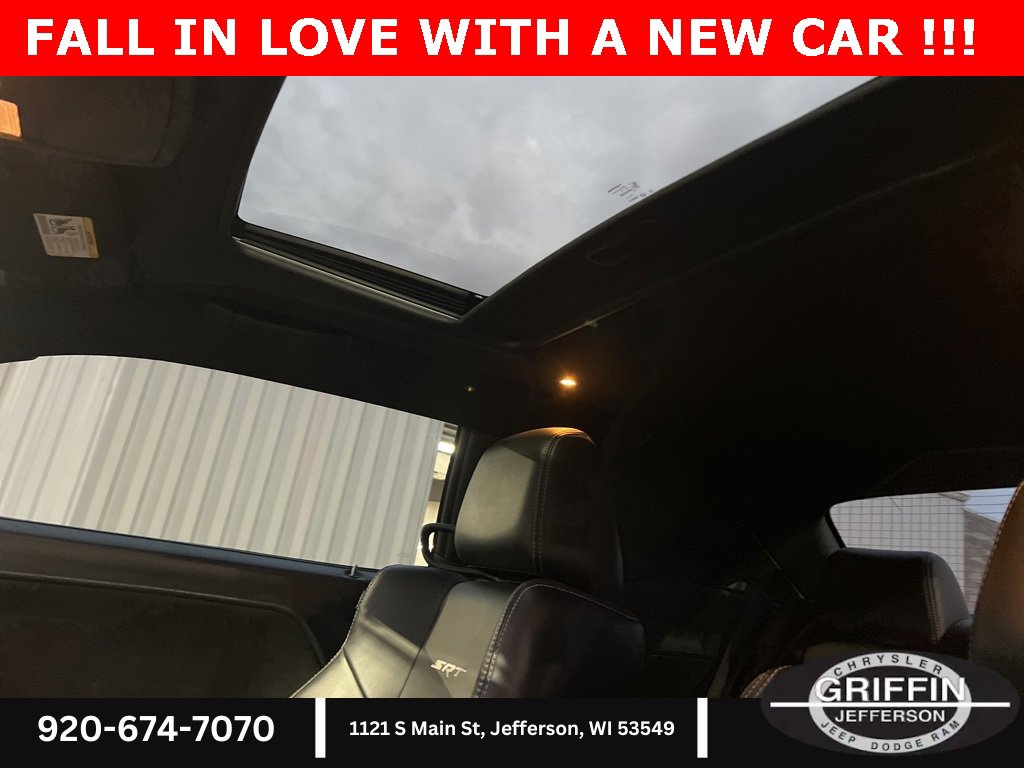 Used 2014 Dodge Challenger SRT8 image 22