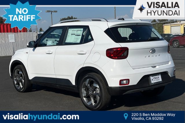 New 2025 Hyundai Venue SEL FWD image 6