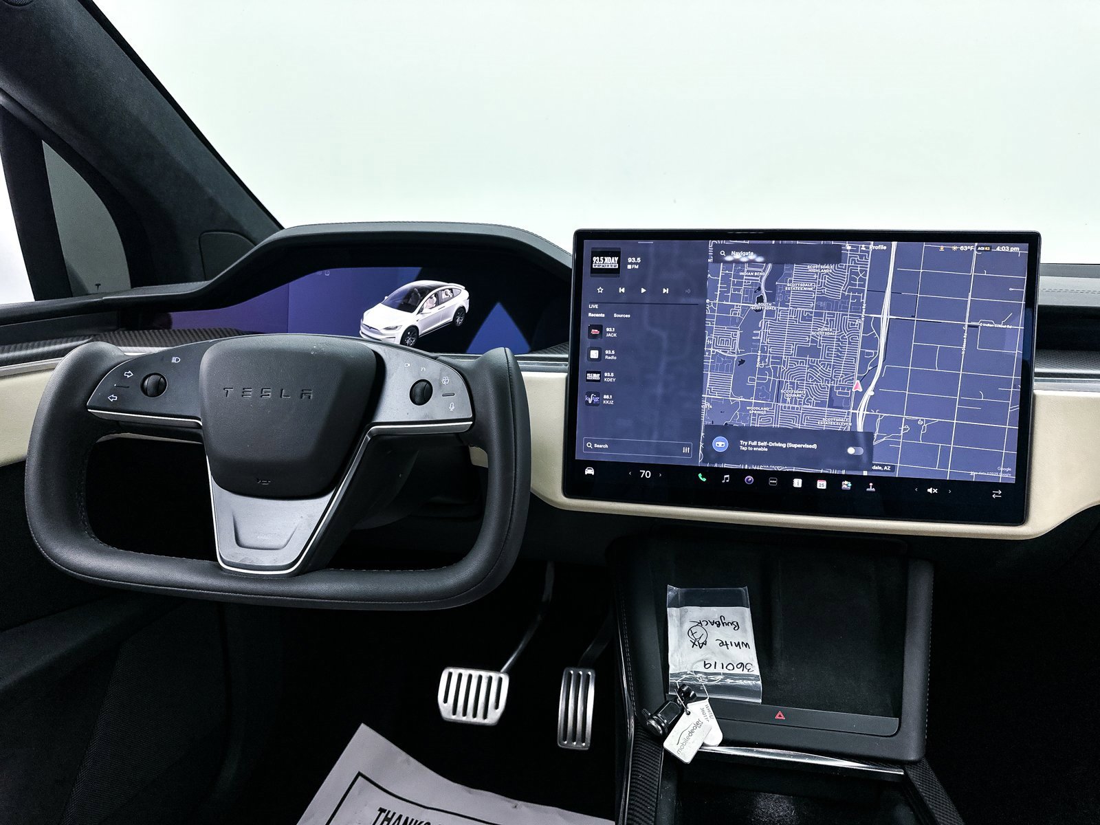 Used 2022 Tesla Model X Plaid image 3