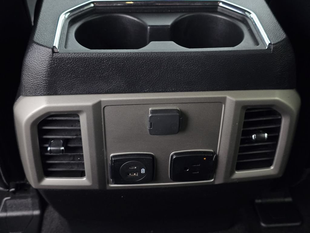Used 2020 Ford F250 Lariat w/ Lariat Ultimate Package AWD/4WD image 38