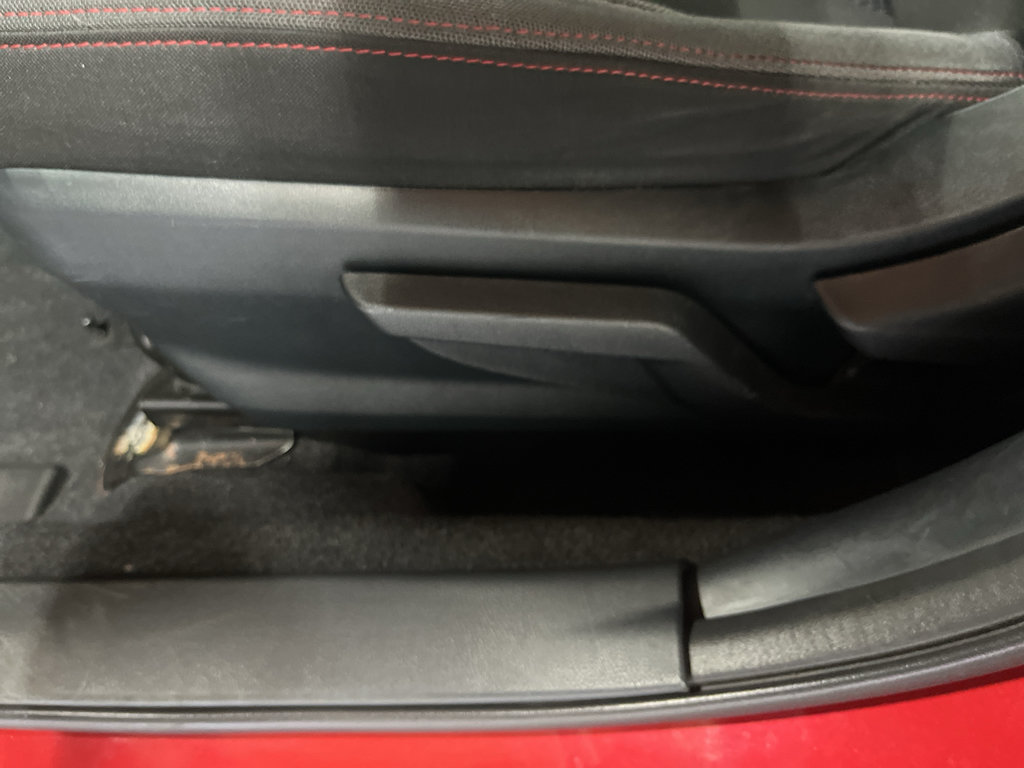 Used 2018 Subaru Impreza 2.0i Sport w/ Popular Package #2 AWD/4WD image 29