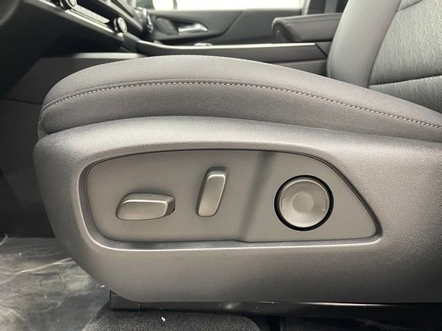 New 2026 Chevrolet Equinox LT w/ Convenience Package II image 9