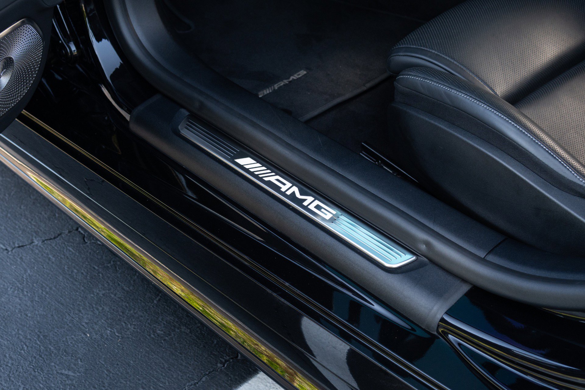 Used 2024 Mercedes-Benz AMG GT 63 image 35