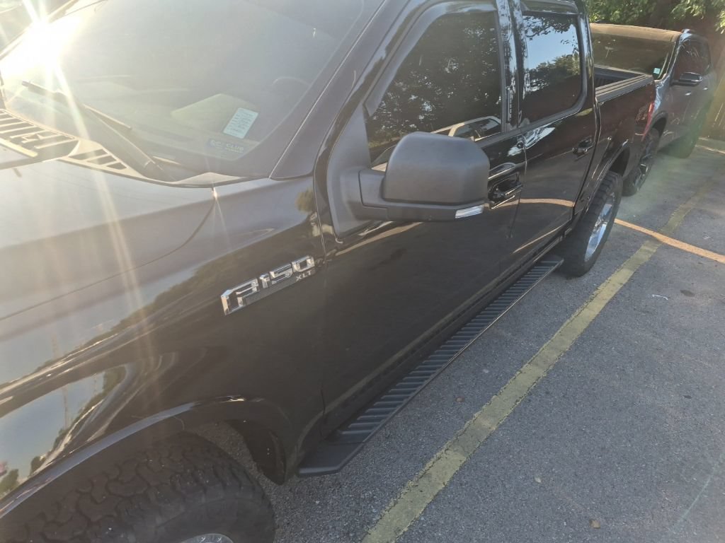 Used 2020 Ford F150 XLT w/ Equipment Group 302A Luxury AWD/4WD image 6