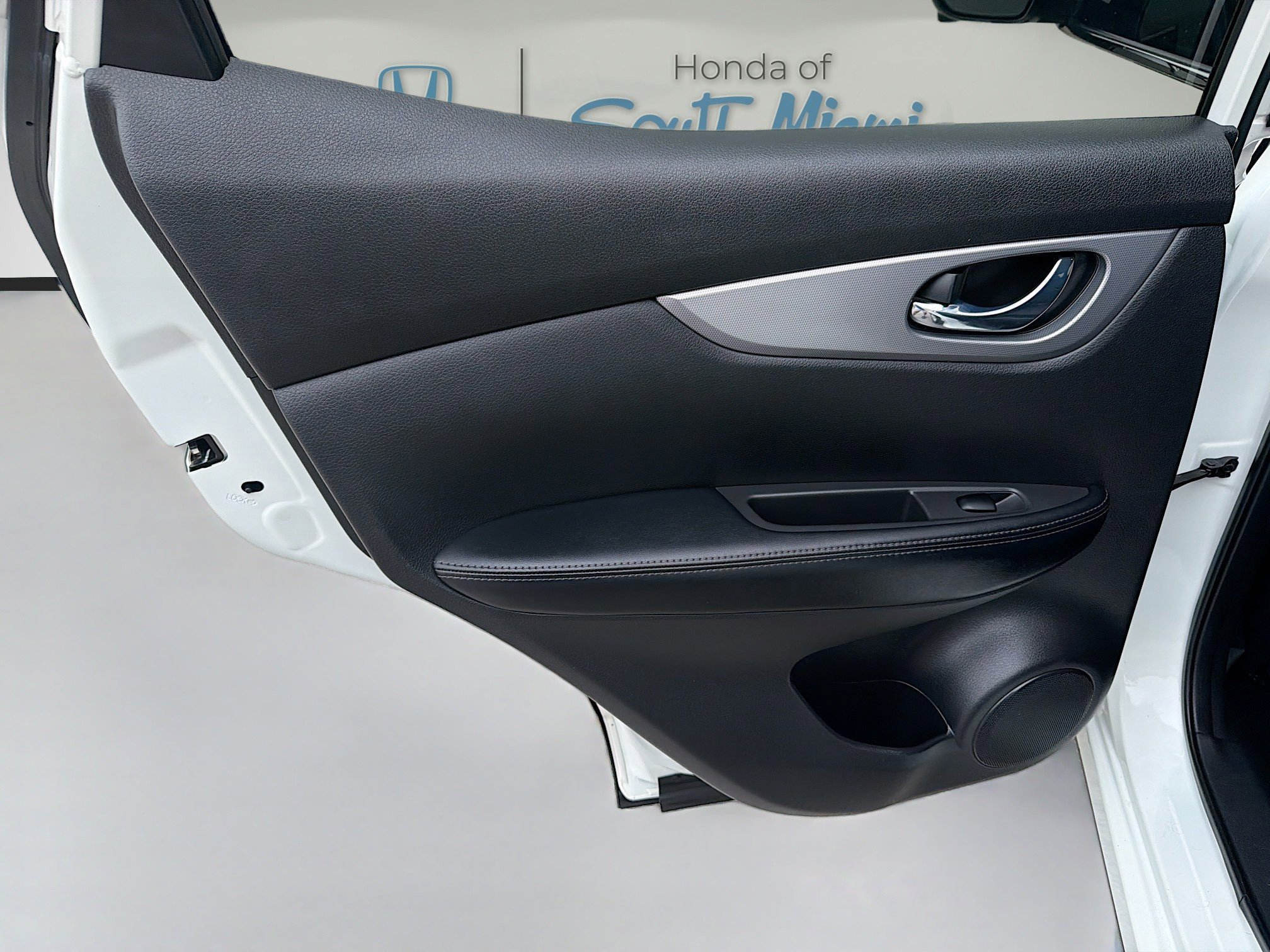 Used 2020 Nissan Rogue Sport SV w/ Technology Package image 25