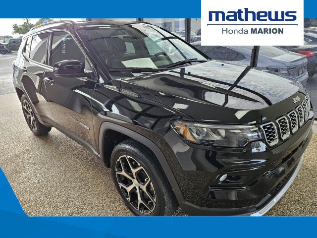 Used 2024 Jeep Compass Limited AWD/4WD image 1