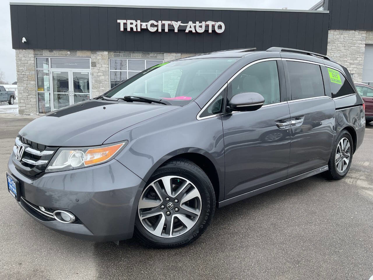 Used 2017 Honda Odyssey Touring Elite image 1