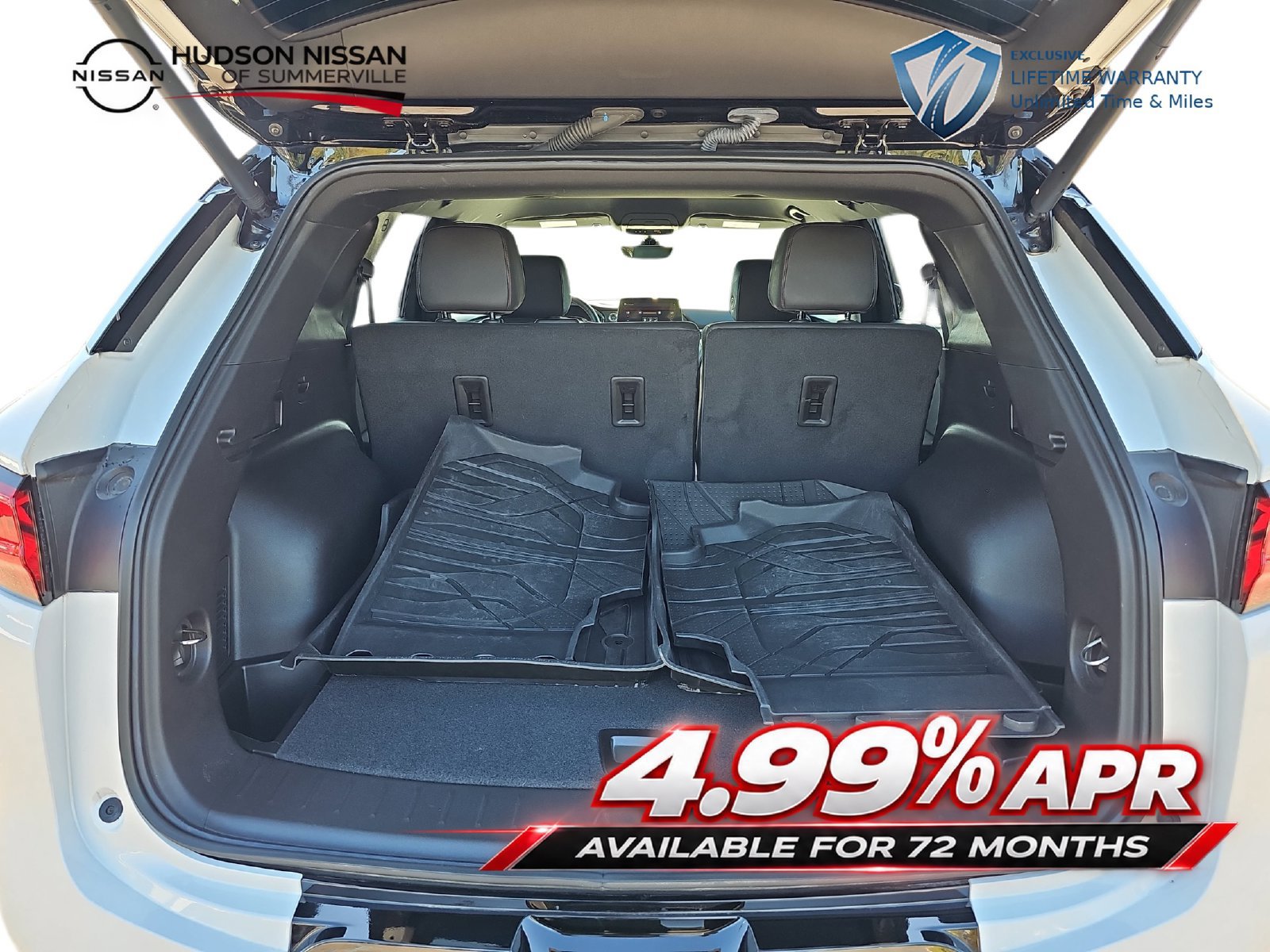 Used 2024 Chevrolet Blazer RS w/ Driver Confidence II Package FWD image 30