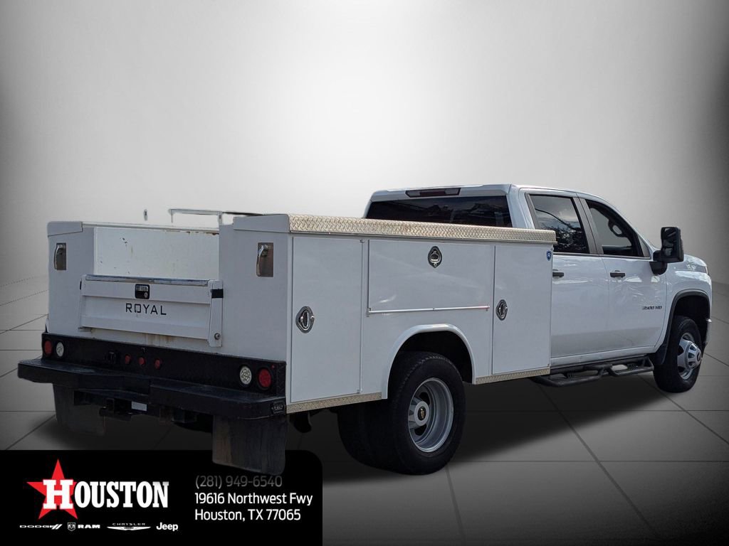 Used 2022 Chevrolet Silverado 3500 W/T w/ WT Convenience Package image 3