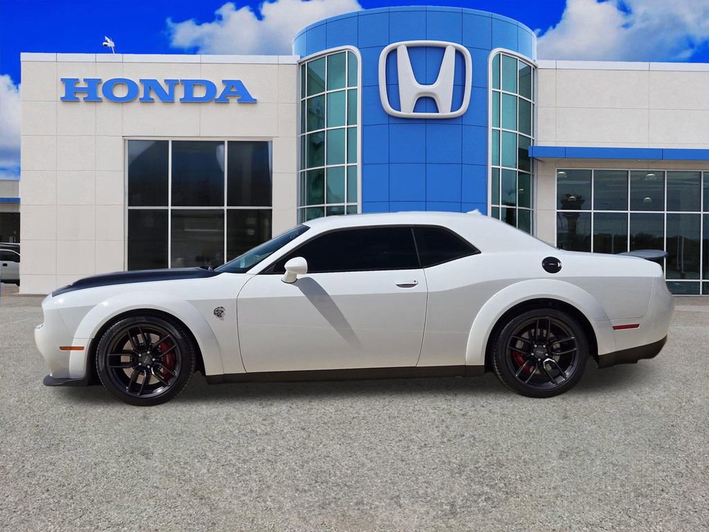 Used 2019 Dodge Challenger SRT Hellcat Redeye image 6
